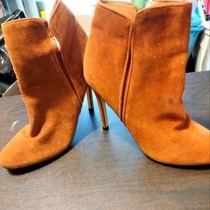 June Ambrose high heeled booties, suede, tan, size 9M.